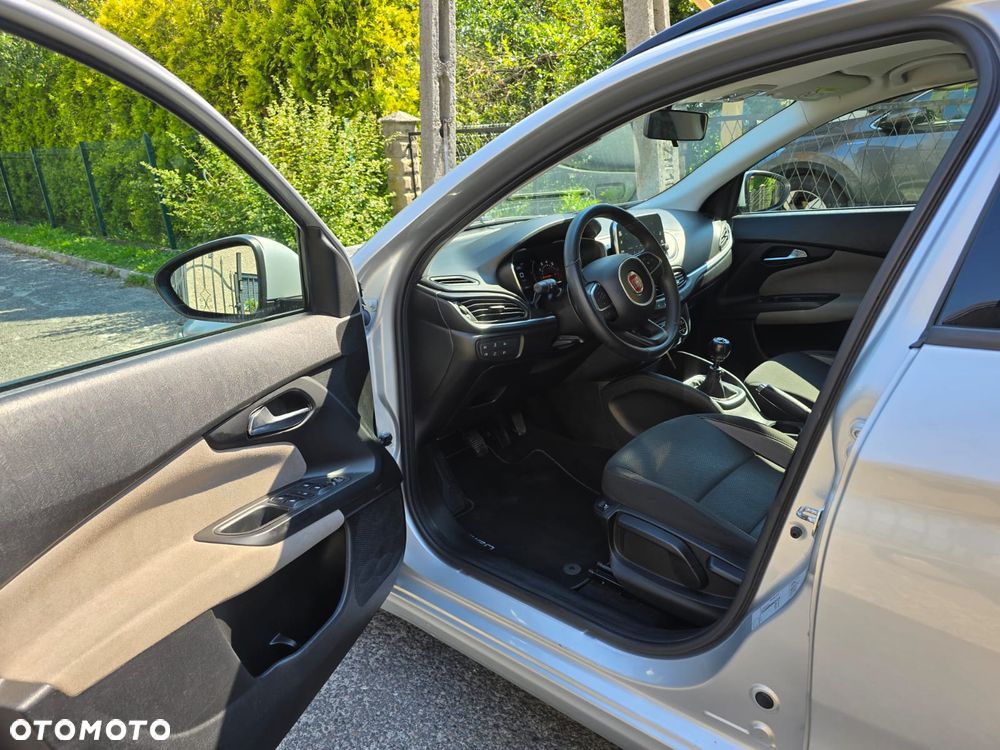 Fiat Tipo 1.4 T-Jet Lounge - 21