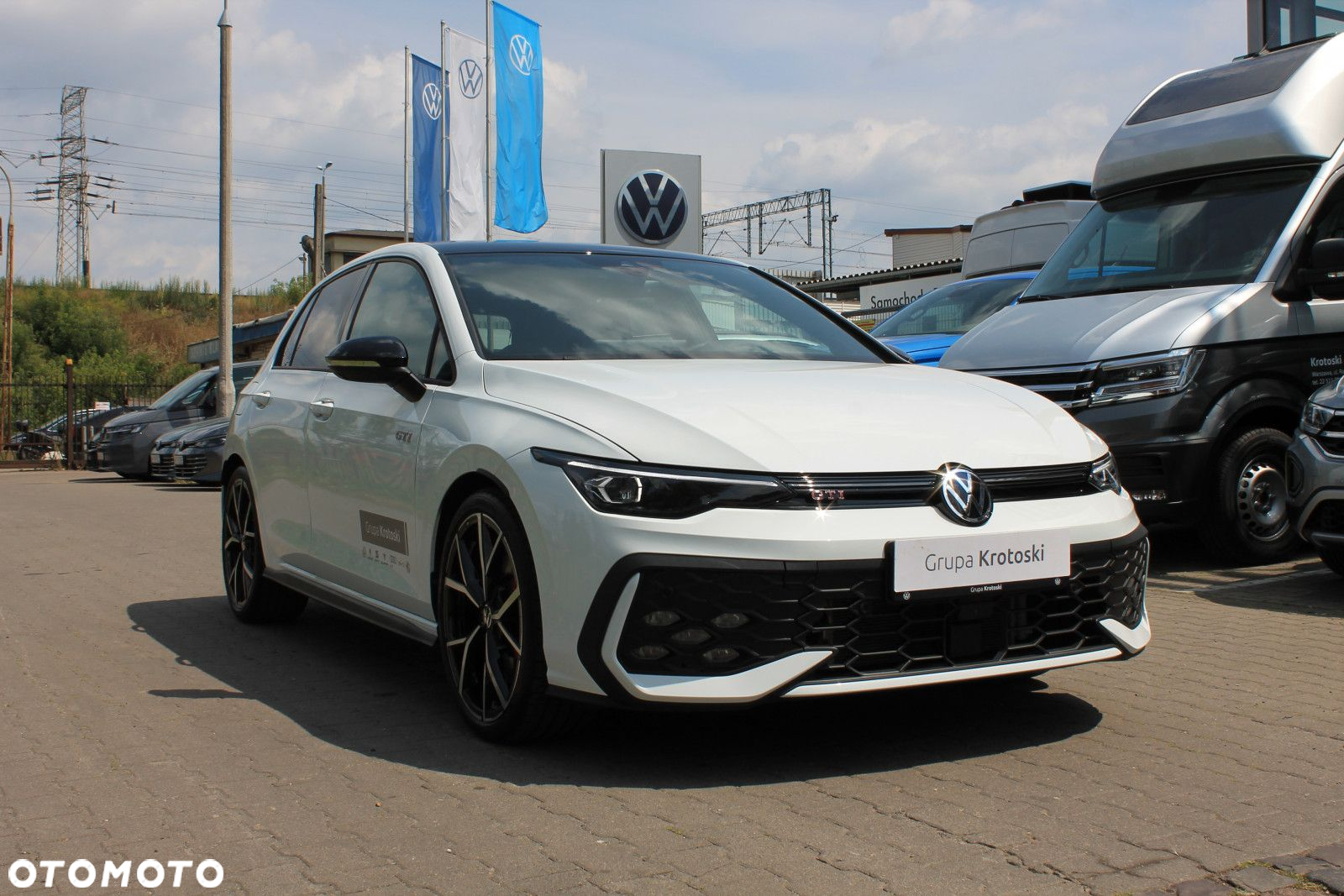 Volkswagen Golf - 2