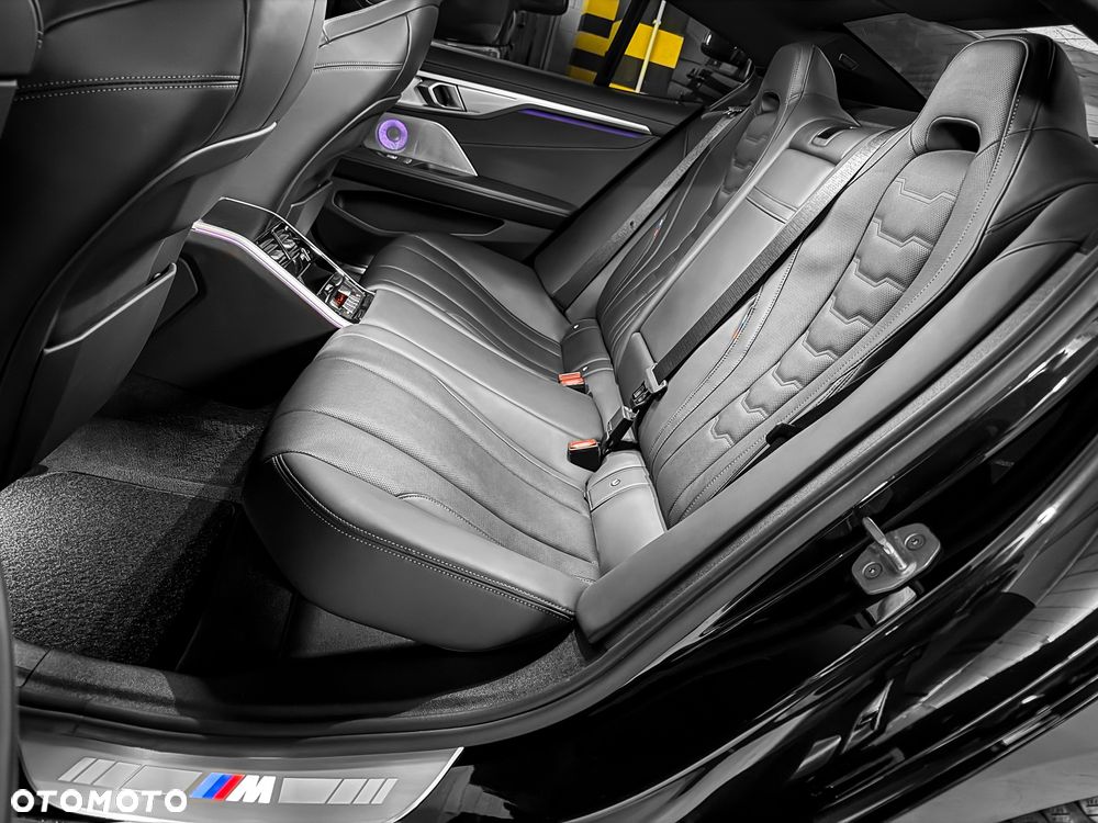 BMW Seria 8 840d xDrive - 29