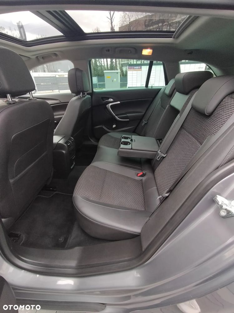 Opel Insignia - 12