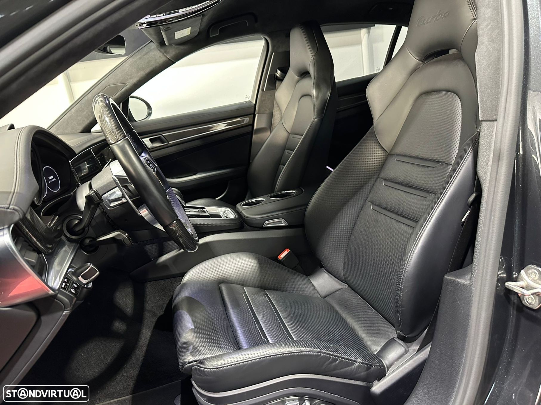 Porsche Panamera Turbo - 28