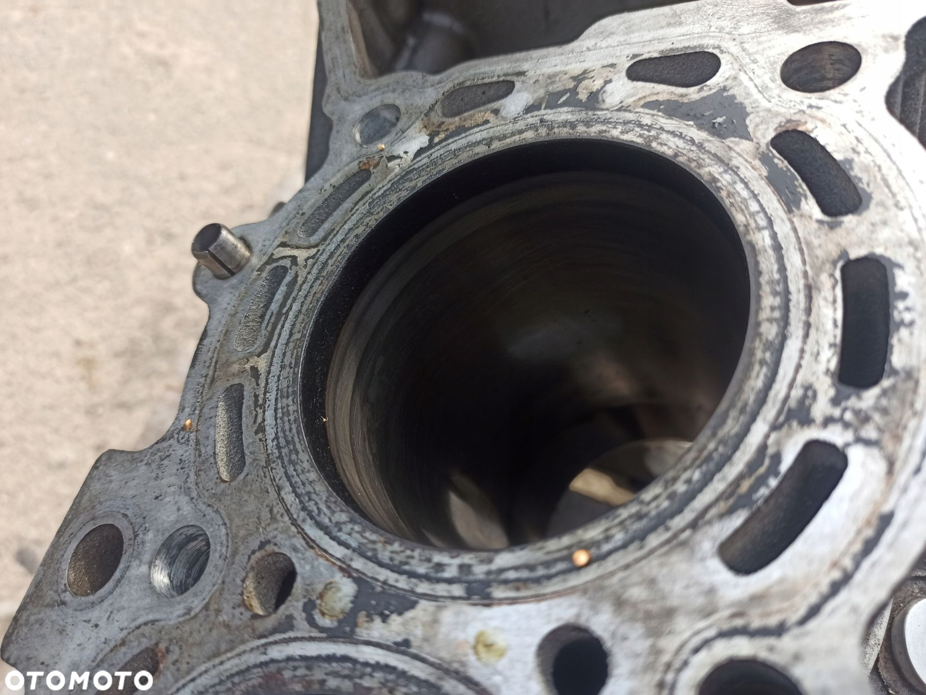 Blok silnika MERCEDES 3.0CDI V6 A642 OM642 - 9
