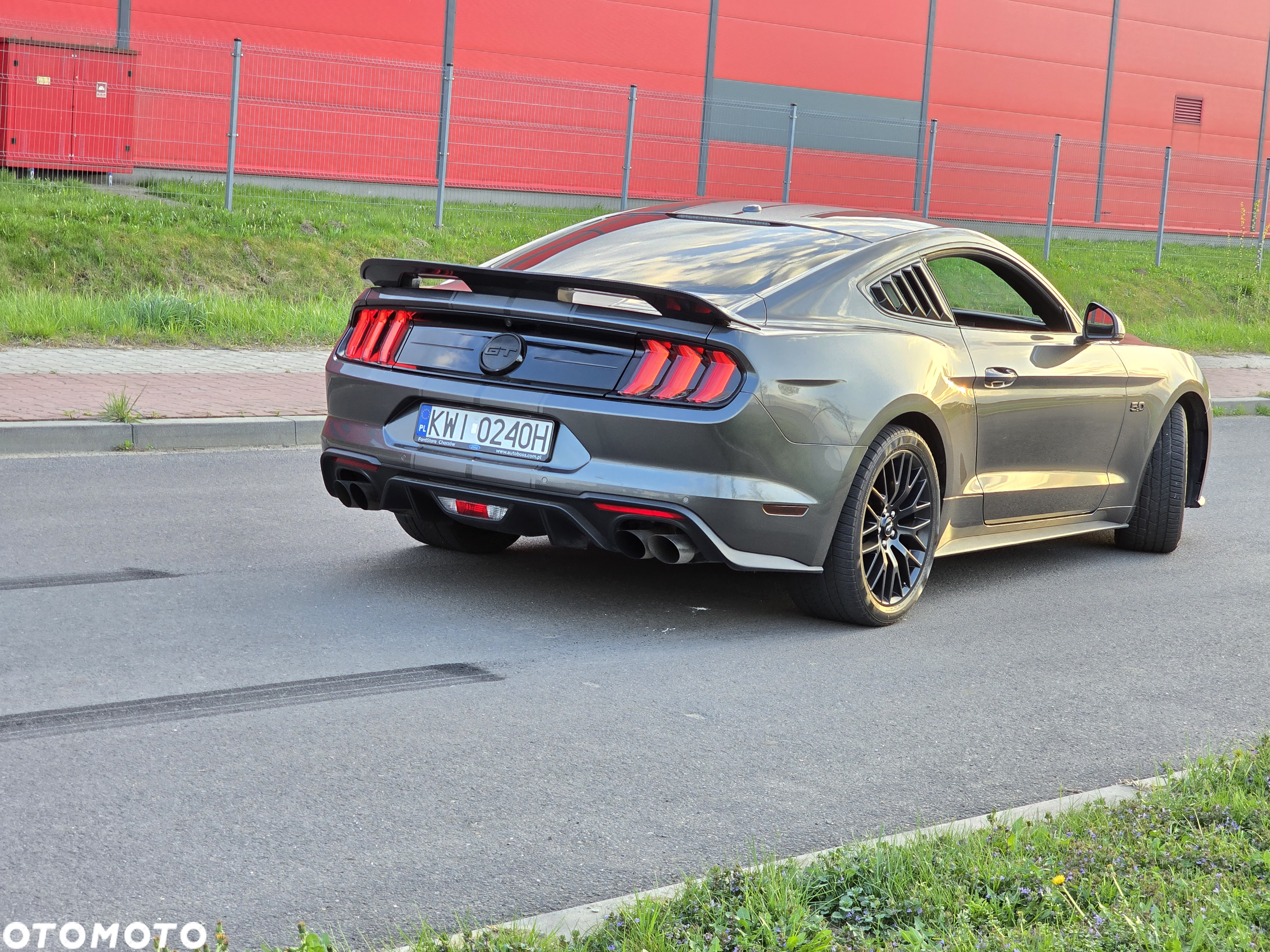 Ford Mustang 5.0 V8 GT - 5