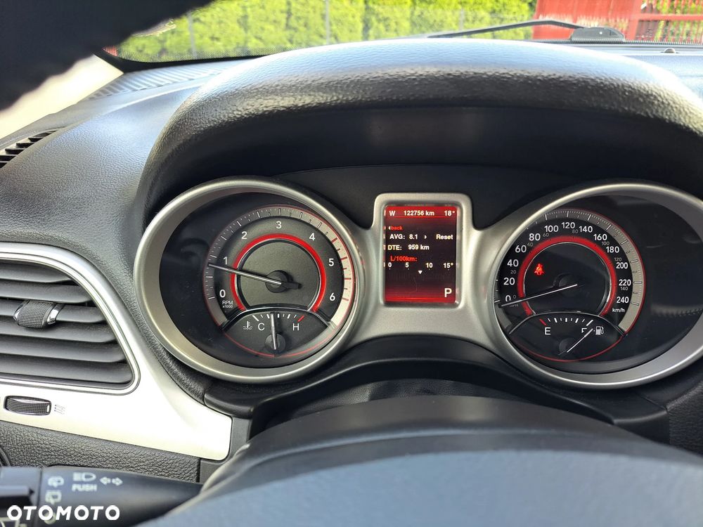Fiat Freemont 2.0 Multijet 16V DPF Automatik Allrad Lounge - 17