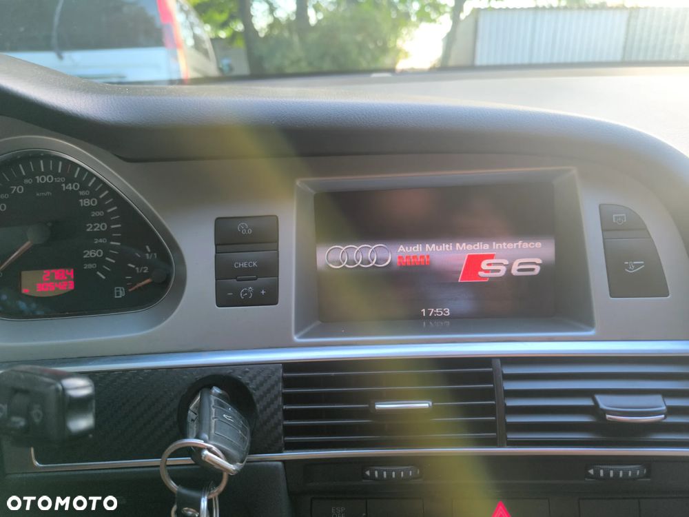 Audi A6 - 8
