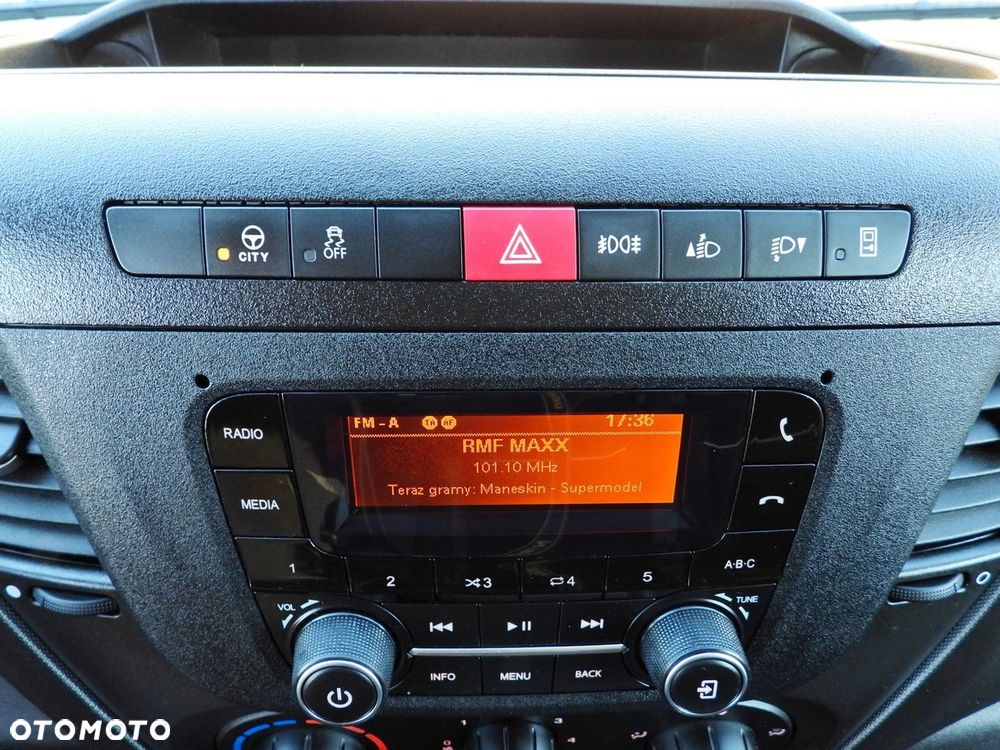 Iveco DAILY 50C16 PLANDEKA 10 PALET TEMPOMAT BLIŹNIACZE KOŁA KLIMATYZACJA  160KM - 37