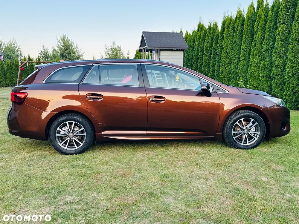 Toyota Avensis Touring Sports 1.6 D-4D Business Edition - 22