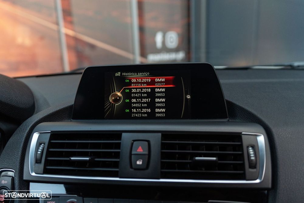 BMW 116 d Line Urban - 11