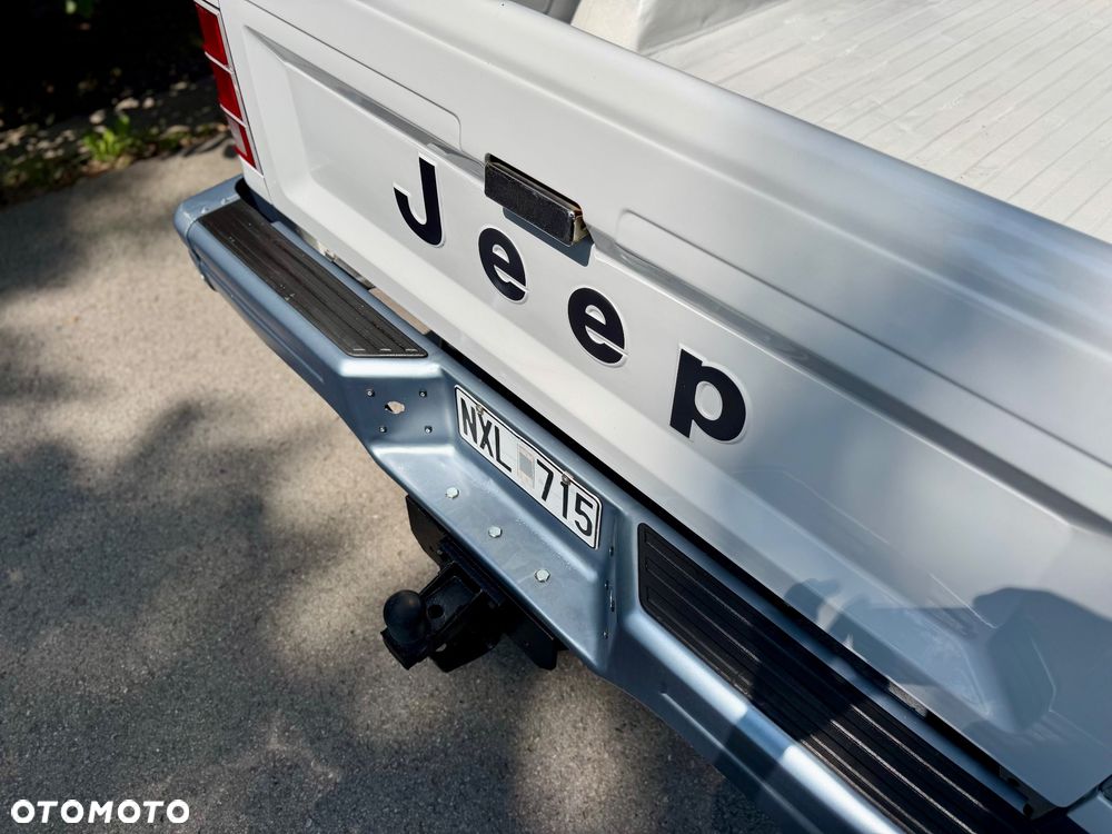 Jeep Comanche - 20