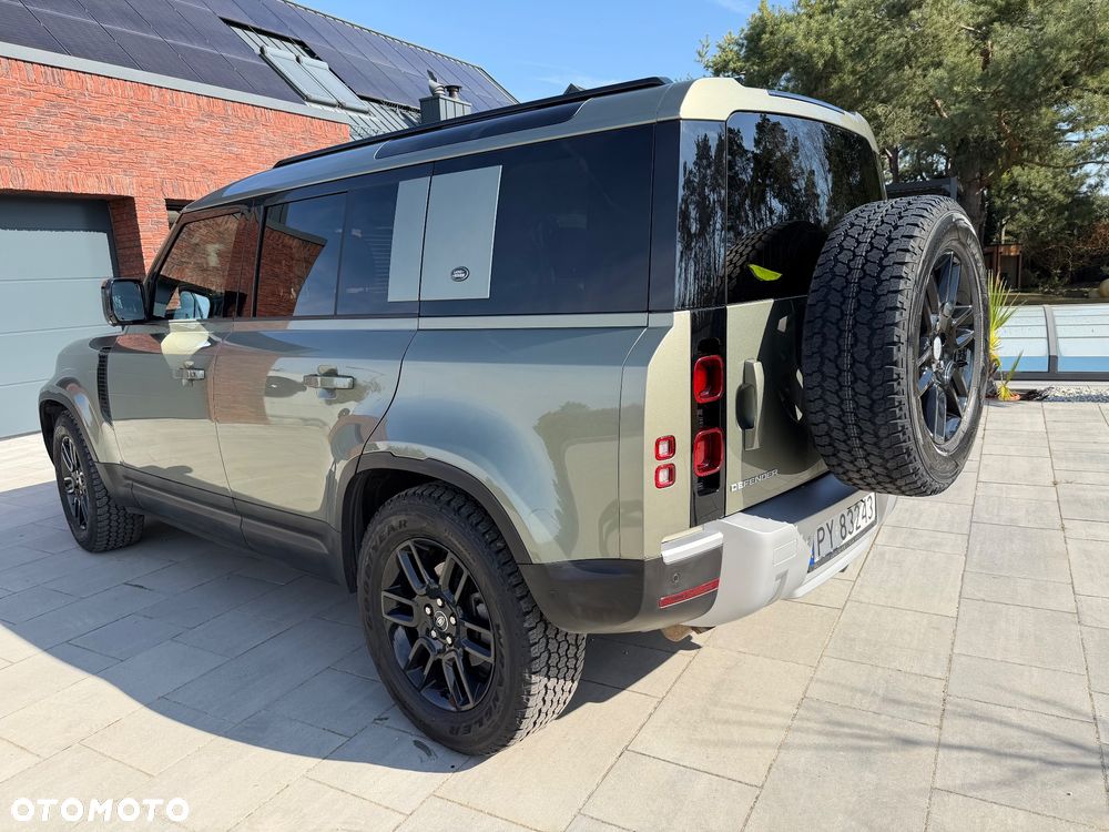 Land Rover Defender - 10