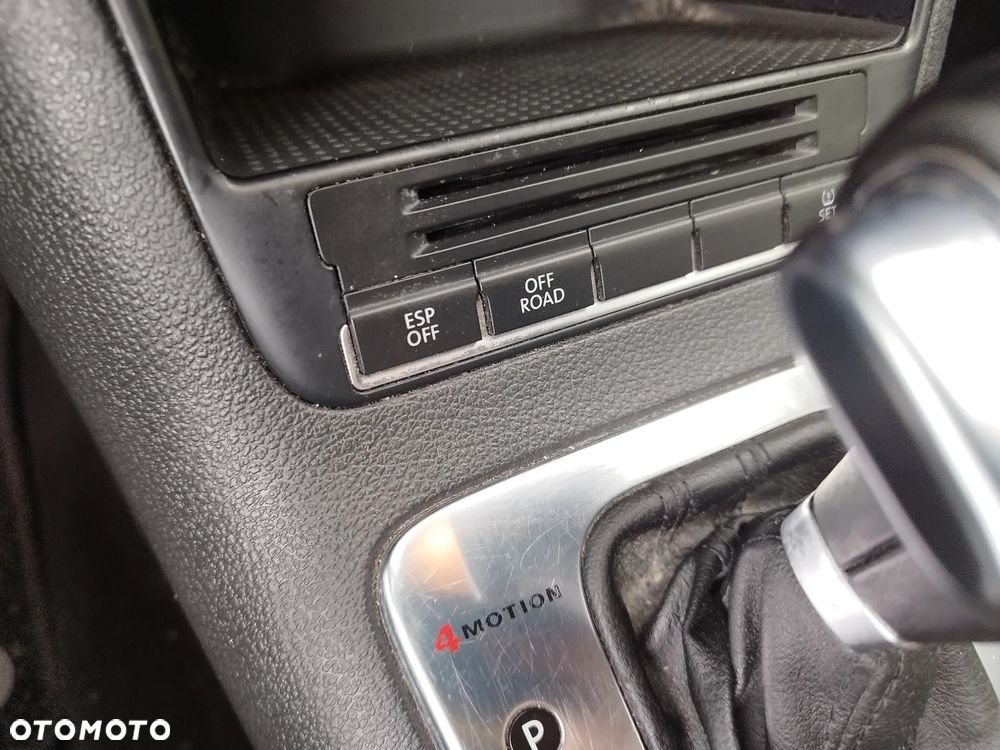 Volkswagen Tiguan 2.0 TDI DPF 4Motion DSG Sport & Style - 9