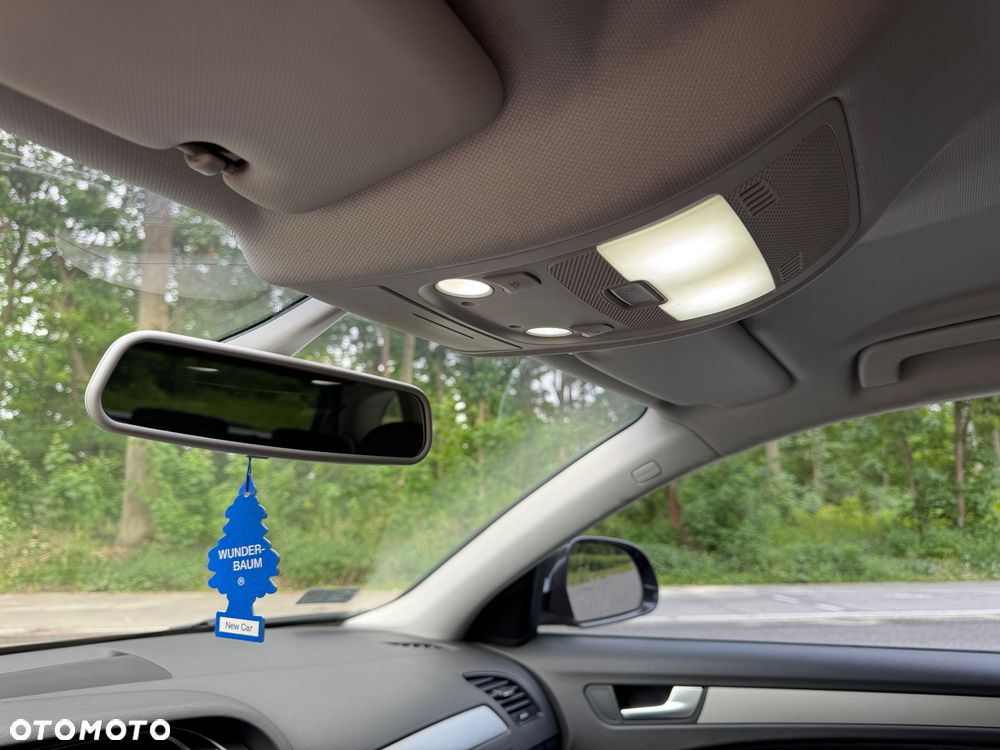 Audi A4 Avant 2.0 TDI e DPF Ambiente - 18