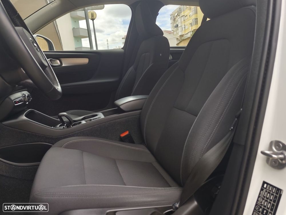 Volvo XC 40 1.5 T4 PHEV Core — fotografia 6