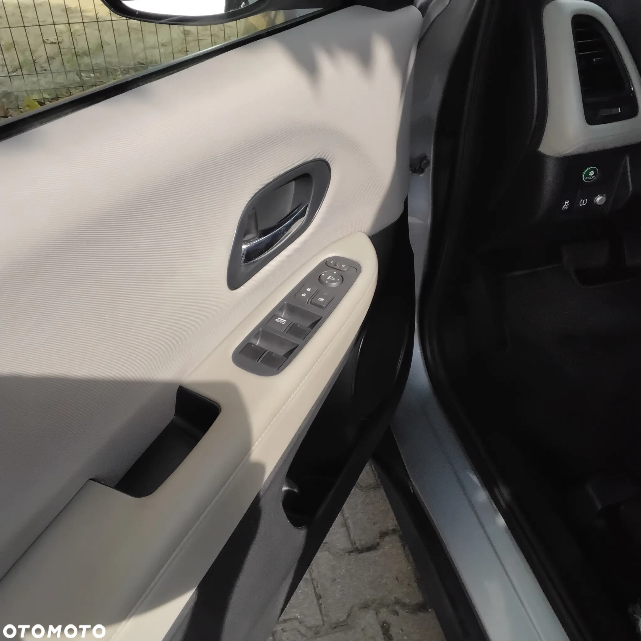 Honda HR-V 1.8 EX Sport Utility AWD CVT - 11
