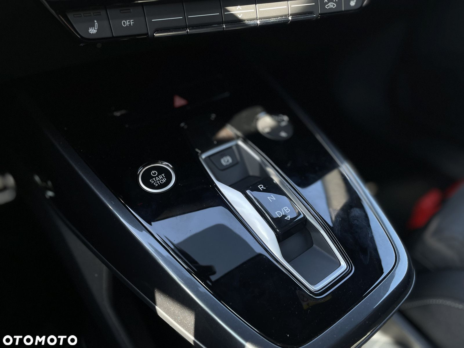 Audi Q4 - 14