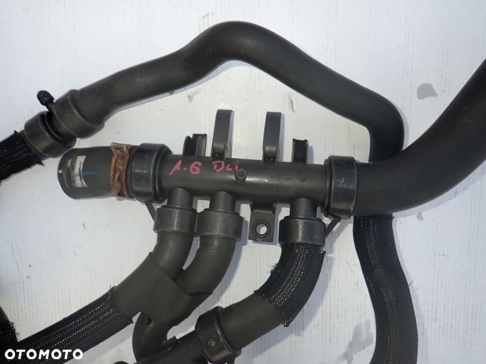 Trafic 3 Talento VivaroB NV300 Magistrala Wodna Silnika 1.6 DCI - 3