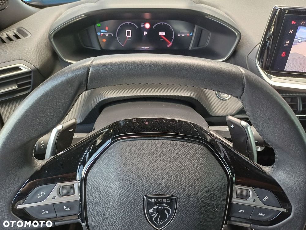 Peugeot 2008 1.2 PureTech Allure S&S EAT8 - 26