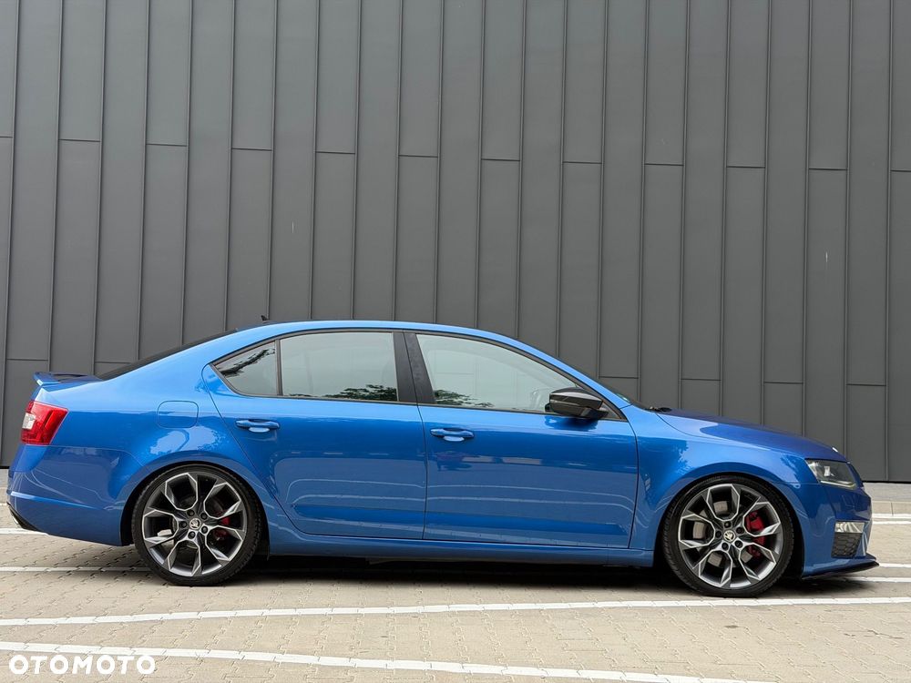Skoda Octavia 2.0 TDI DSG RS - 16