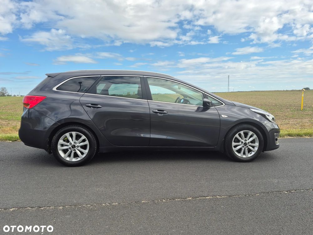 Kia Ceed - 6