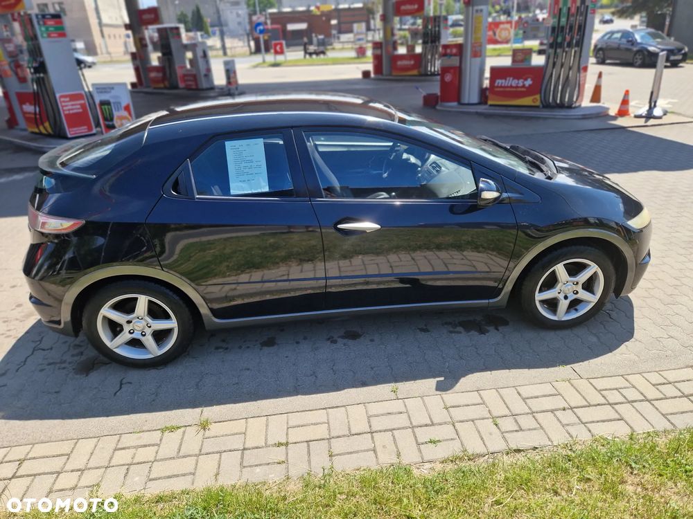 Honda Civic 1.4 Comfort - 2