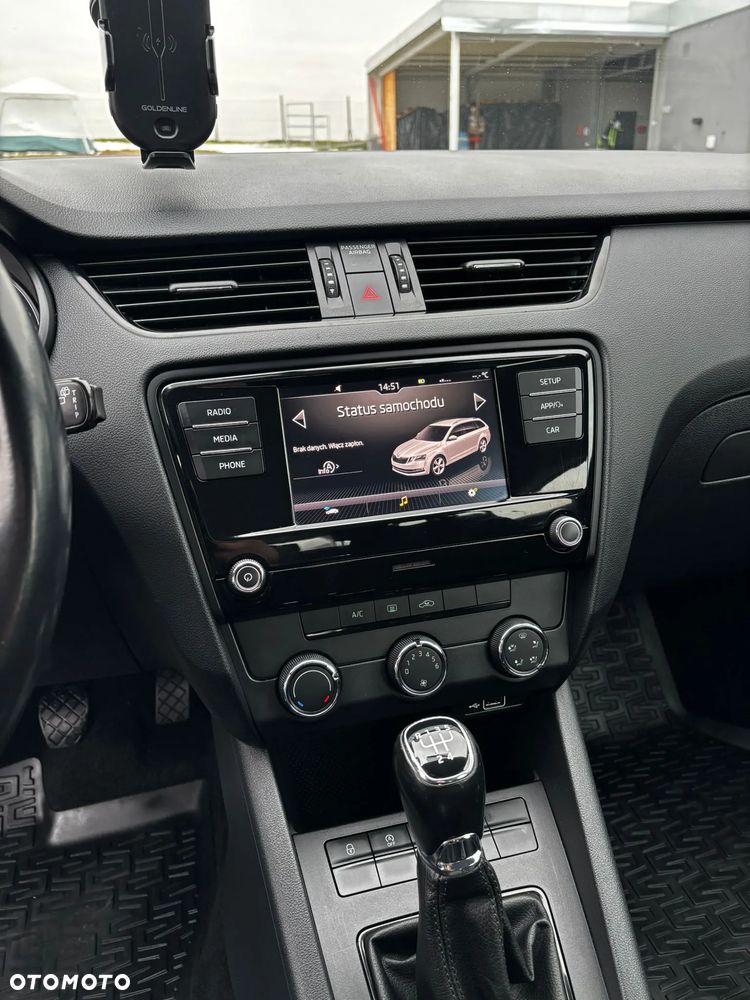 Skoda Octavia 1.6 TDI Active - 8