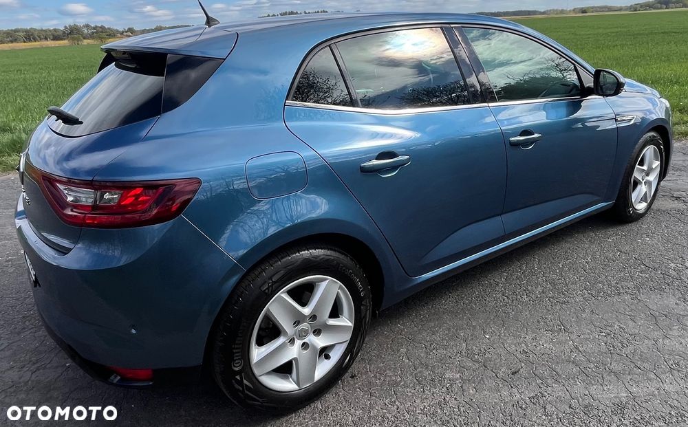 Renault Megane 1.5 dCi Limited EDC EU6 - 4