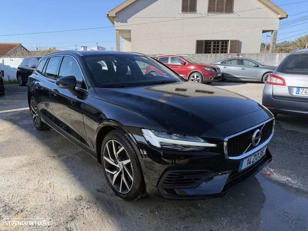 Volvo V60 2.0 T8 AWD TE Momentum Plus - 1