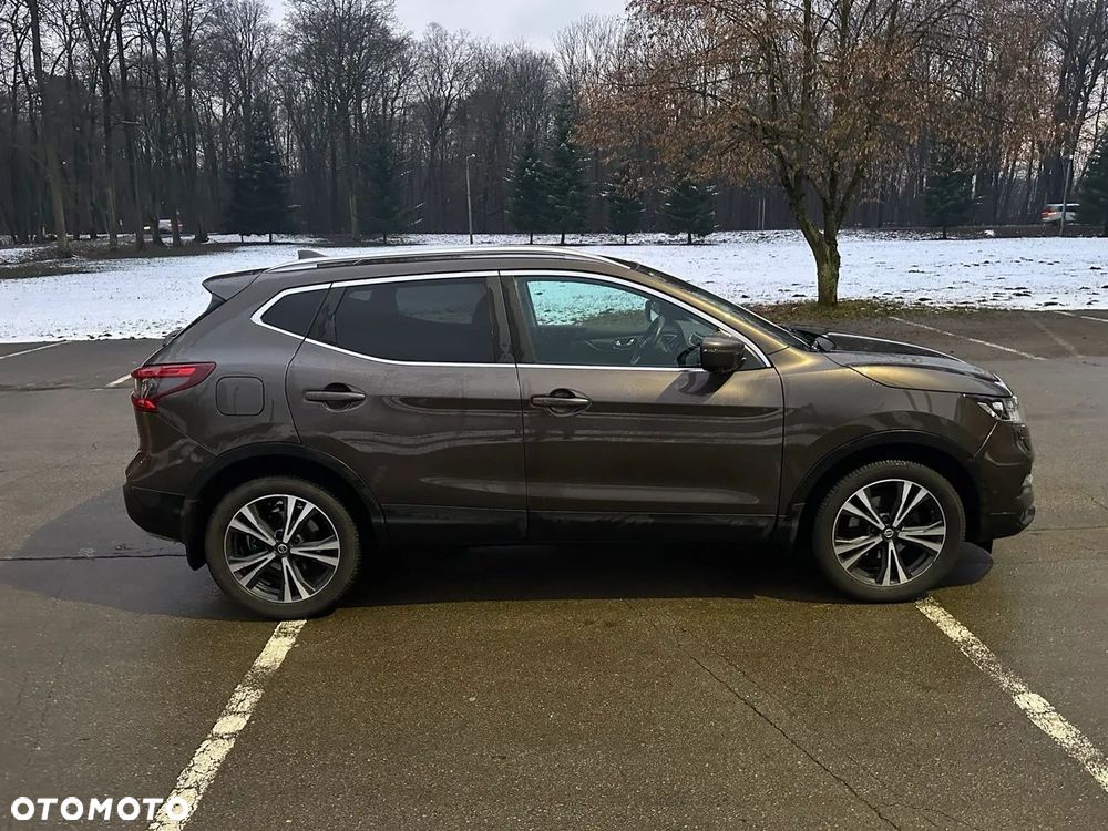 Nissan Qashqai 2017 photo 2