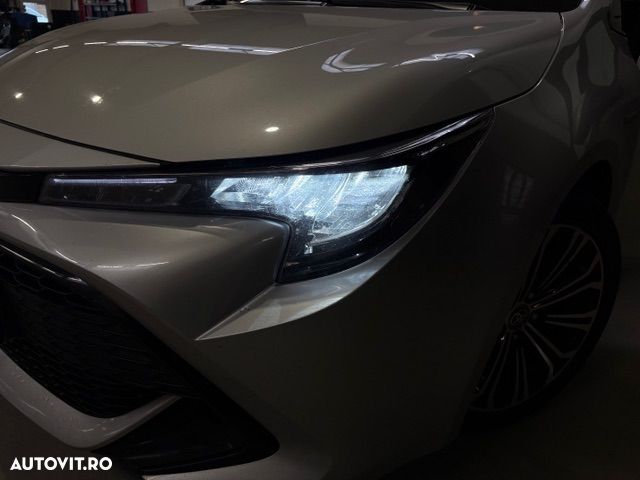 Toyota Corolla 1.8 HSD Business - 5