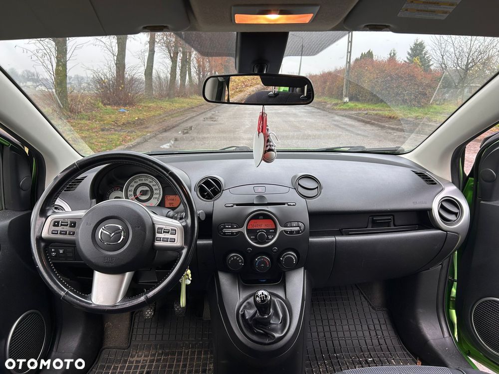 Mazda 2 1.5 Dynamic - 6