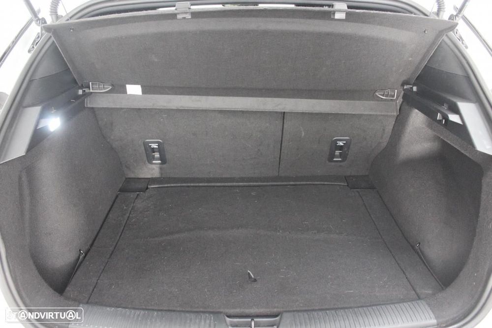 MG MG4 77 kWh Extended Range Luxury - 9