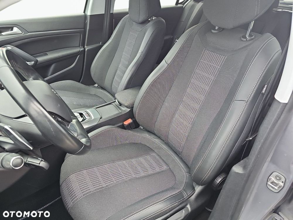 Peugeot 308 - 12