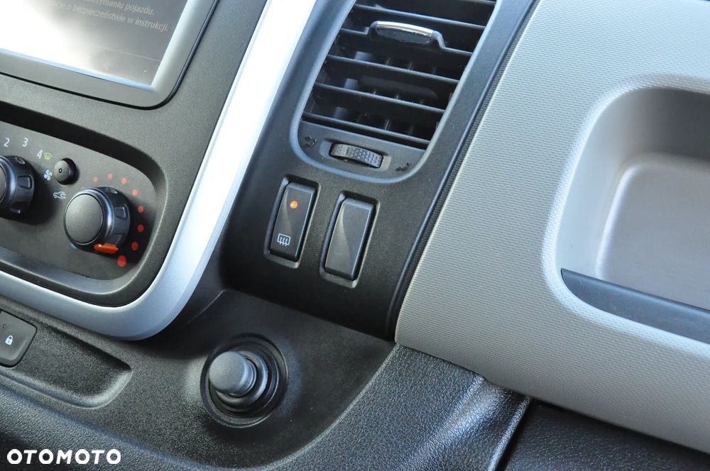 Renault TRAFFIC - 18