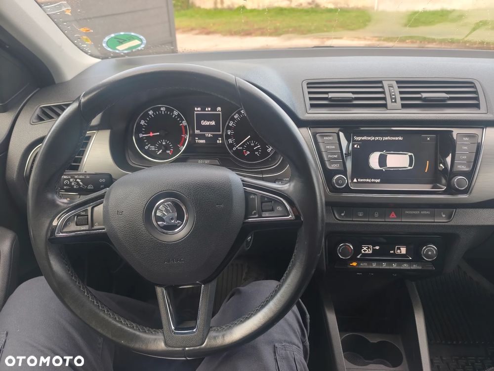 Skoda Fabia 2015 photo 3