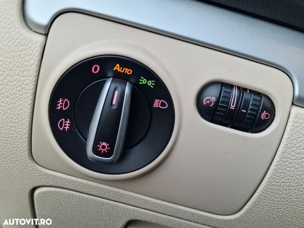 Volkswagen Golf 1.4 TSI Team - 14