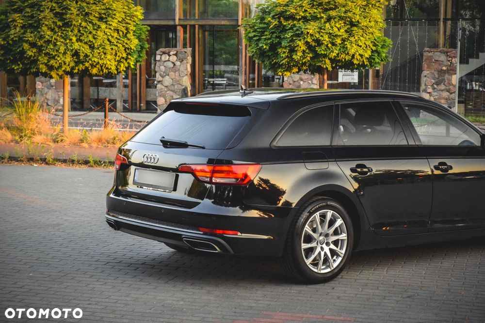 Audi A4 Avant 2.0 TDI S tronic - 15