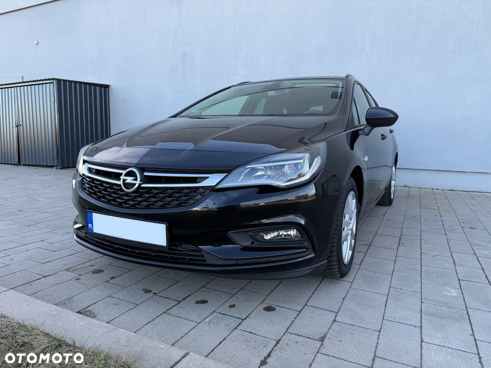 Opel Astra 1.6 D (CDTI) Start/Stop Innovation - 2