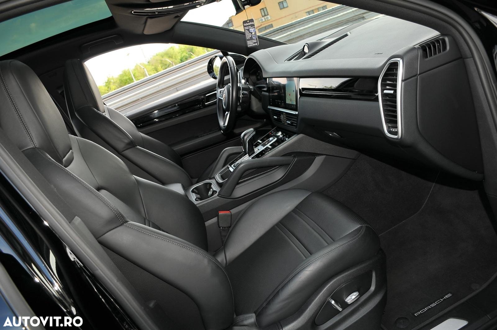 Porsche Cayenne Coupe - 11