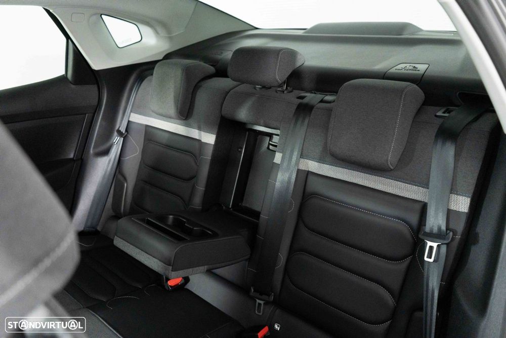 Citroën C4 X 1.2 PureTech Shine Pack EAT8 - 10