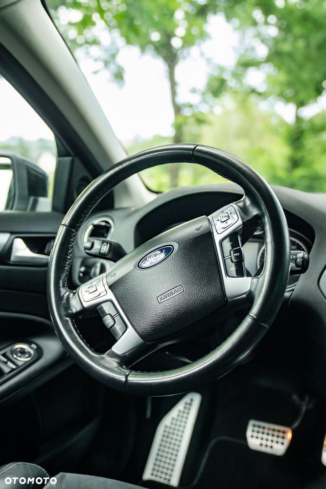 Ford Mondeo 2.0 EcoBoost Business Edition - 11