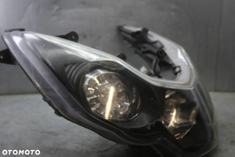 Daelim S3 300 125 Lampa przód przednia reflektor - 3