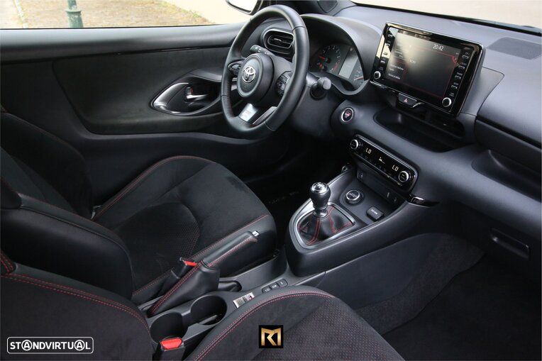 Toyota GR Yaris WRC Triple Edition - 20