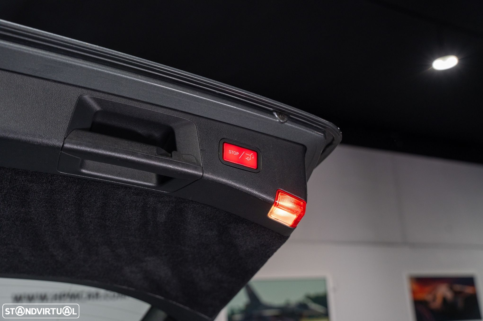 Mercedes-Benz E 250 BlueTEC Avantgarde Auto. - 29