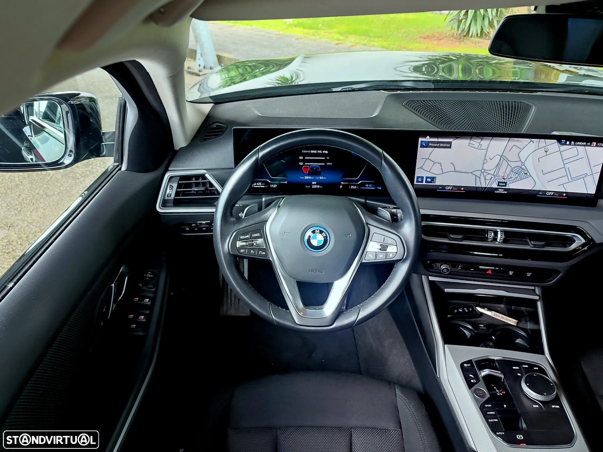 BMW 320 e Touring Corporate Edition Auto - 9