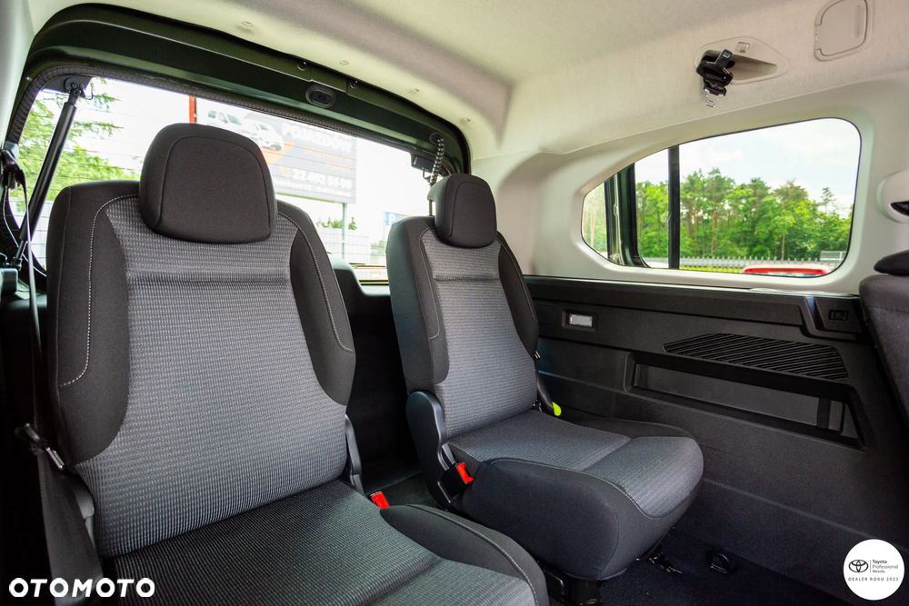 Toyota Proace City Verso Long 1.5 D-4D Family - 19
