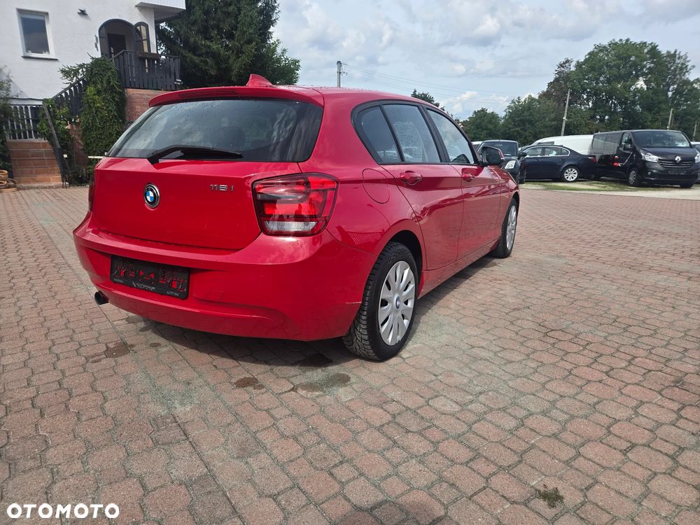 BMW Seria 1 118i - 4