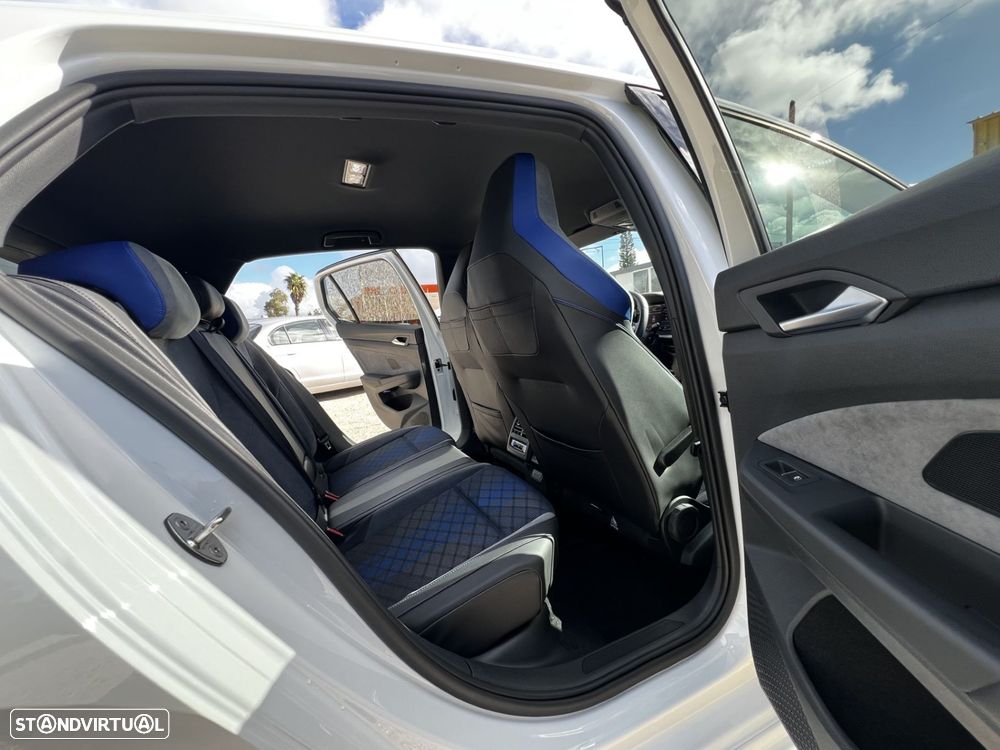 VW Golf 2.0 TSI OPF 4Motion DSG R 20 Years - 21