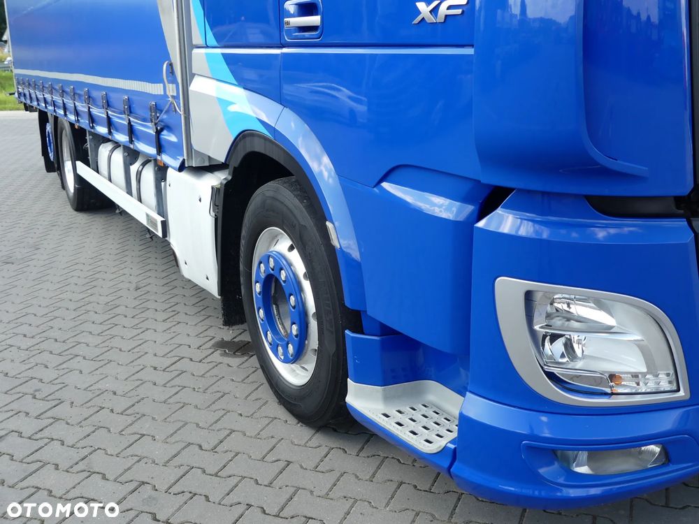 DAF XF 106.530 6x2 / FIRANKA 7.70m / EURO 6 / KLIMATYZACJA POSTOJOWA / - 17