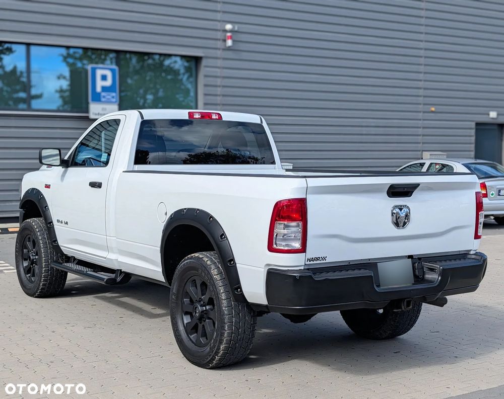 RAM 2500 - 4