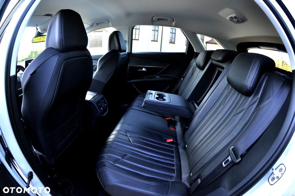 Peugeot 3008 1.2 PureTech Allure S&S EAT6 - 20